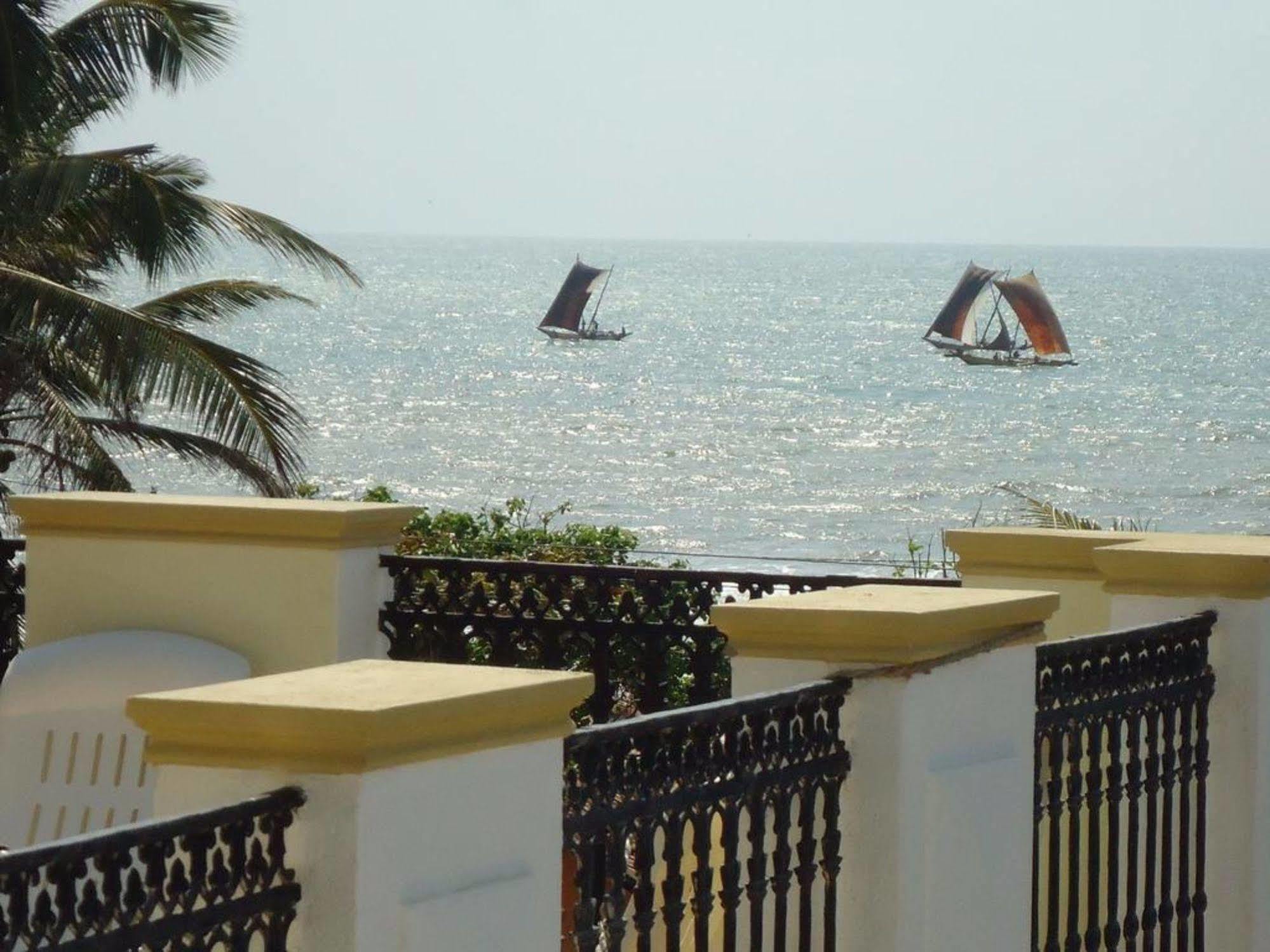 The Ocean Pearl Hotel Negombo Exterior foto